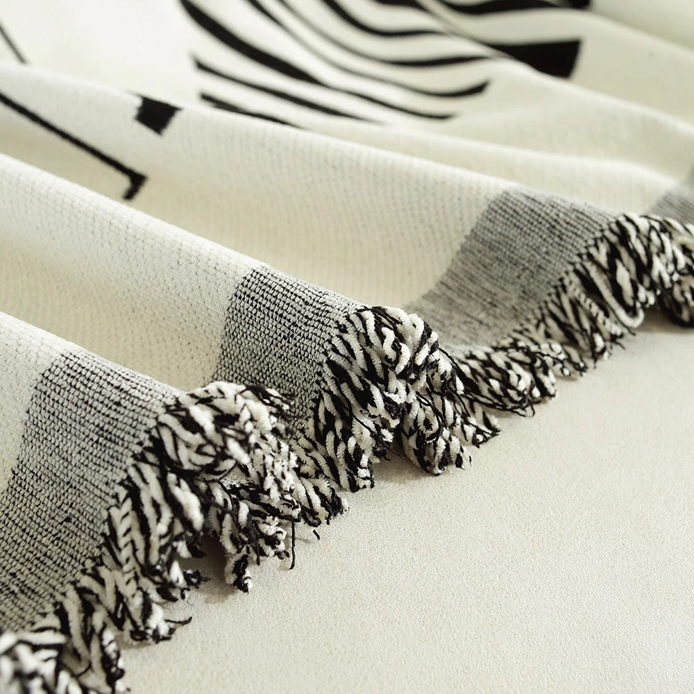 Irregular lines Chenille Sofa Towel for the Living Room, Nordic Style Home Decor with Tassel Edges, Three-Seater Sofa Set